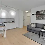 Mila Baltica Seaside, Sauna, Gym & Parking By Downtown Διαμέρισμα