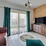 Mila Baltica Seaside, Sauna, Gym & Parking By Downtown