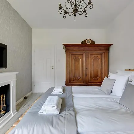 Mila Baltica Seaside, Sauna, Gym & Parking By Downtown Apartamento