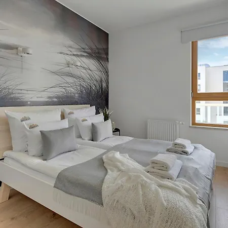 Mila Baltica Seaside, Sauna, Gym & Parking By Downtown Apartament *