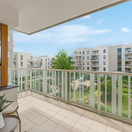 Apartament Mila Baltica Seaside, Sauna, Gym & Parking By Downtown