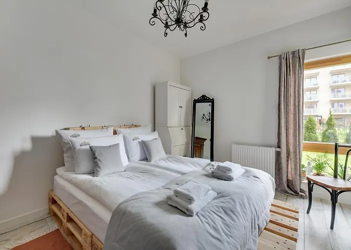 Mila Baltica Seaside, Sauna, Gym & Parking By Downtown